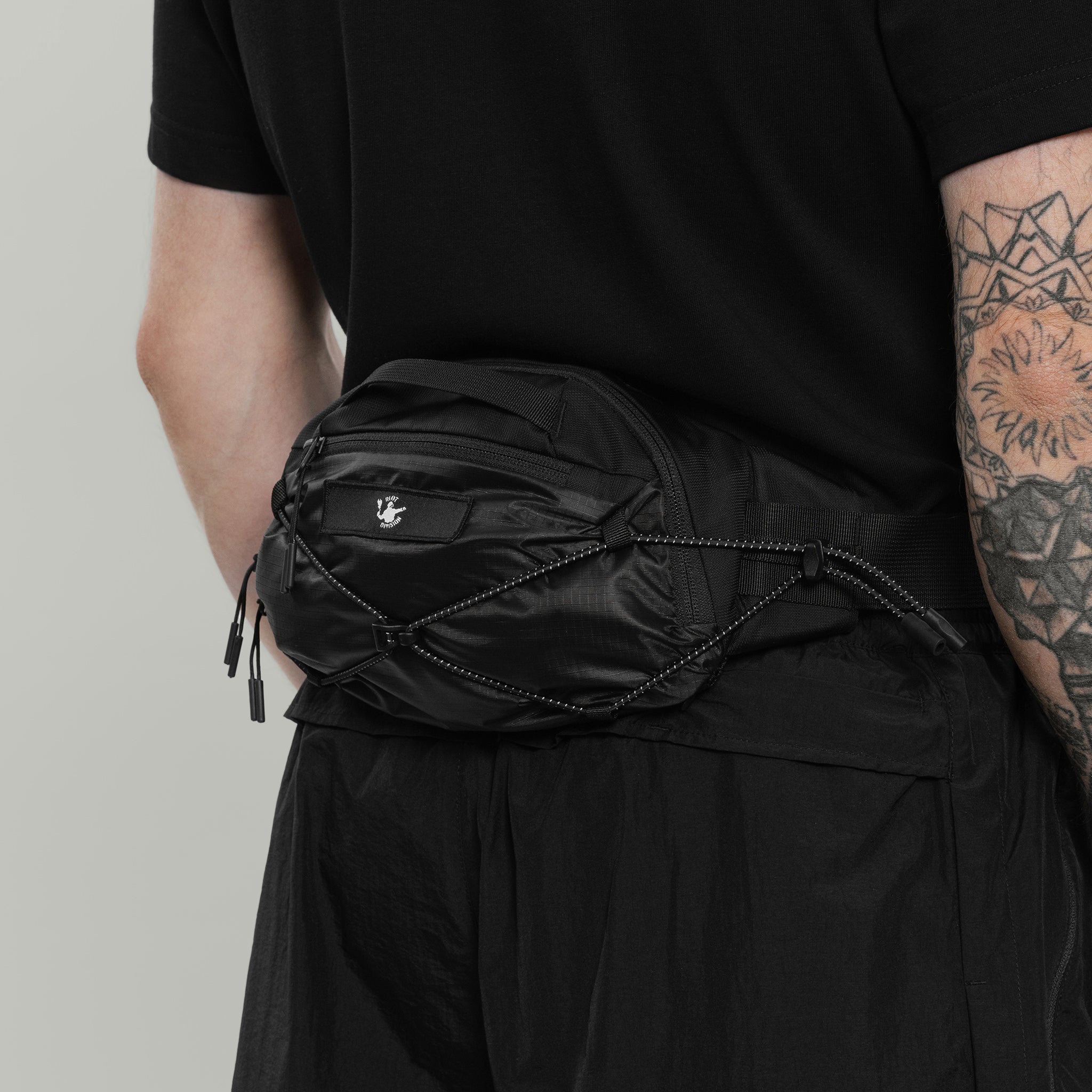 A31MUTH Waist Bag GEN.1 RD-A3MWBP_GEN.1 BLACK – RIOT DIVISION