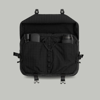 Messenger Bag F18 Gen.1 RD-MB-F18_GEN.1 (FW25) BLACK
