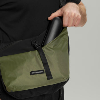 0BL1Q Sling Bag Gen.1 RD-0BL1QSB_GEN.1 GREEN
