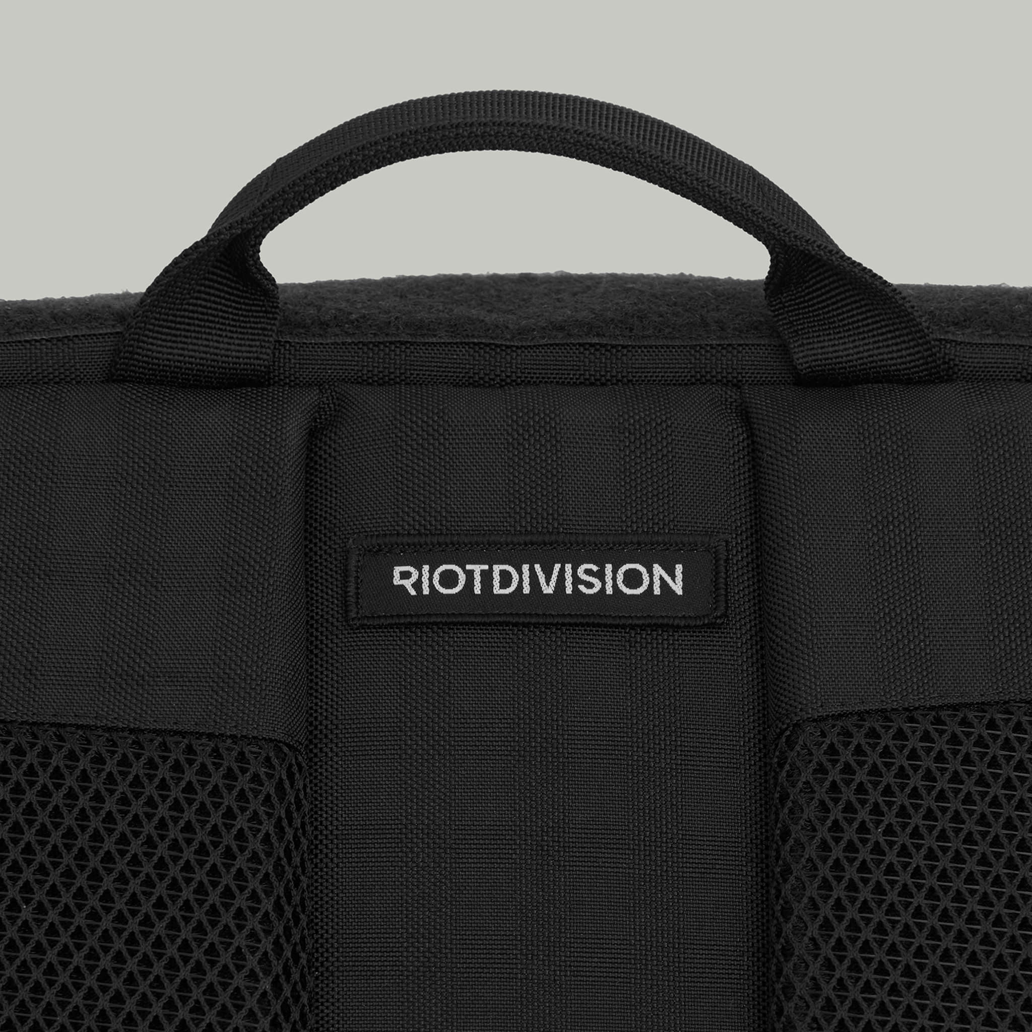 Messenger Bag F18 Gen.1 RD-MB-F18_GEN.1 (FW25) BLACK – RIOT DIVISION