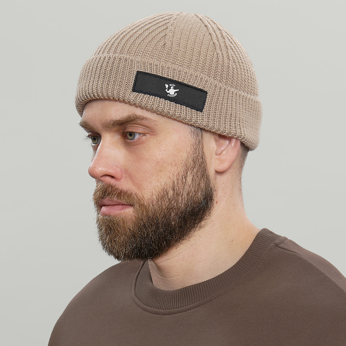 Merino Short Beanie Hat RD Logo RD-MRNSBHRDL BEIGE – RIOT DIVISION