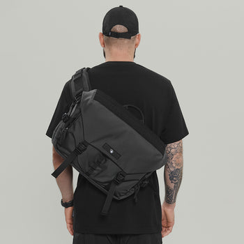 Messenger Bag F18 Gen.1 RD-MB-F18_GEN.1 GRAPHITE